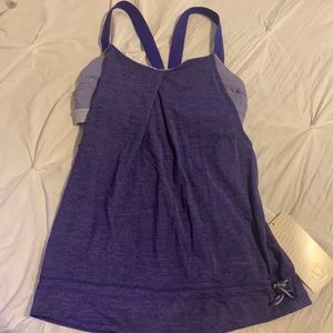 LULULEMON SPORT BRA.